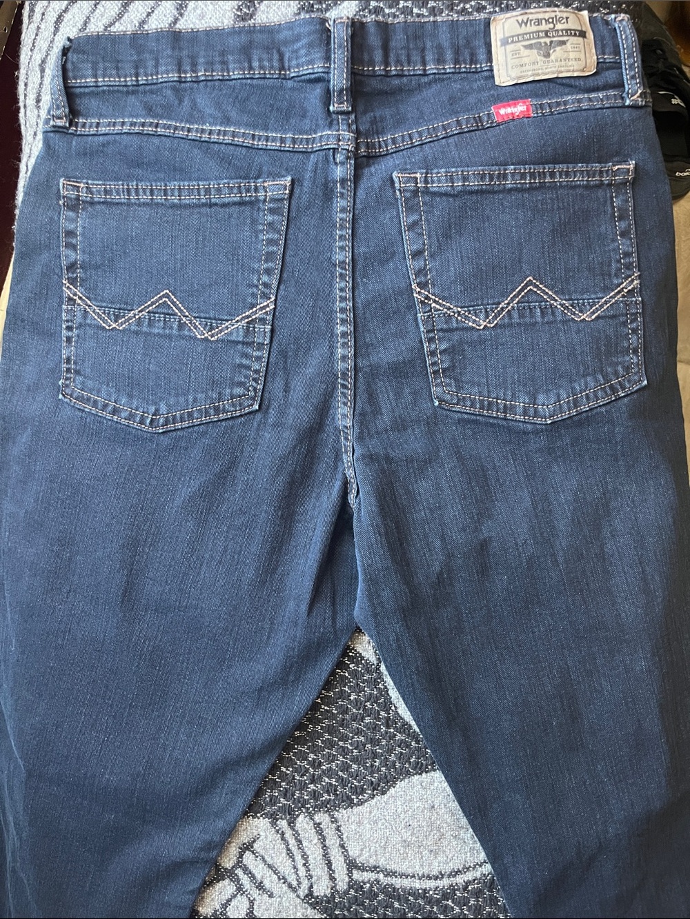 Wrangler Dark Blue Straight Leg Denim Jeans 33x30